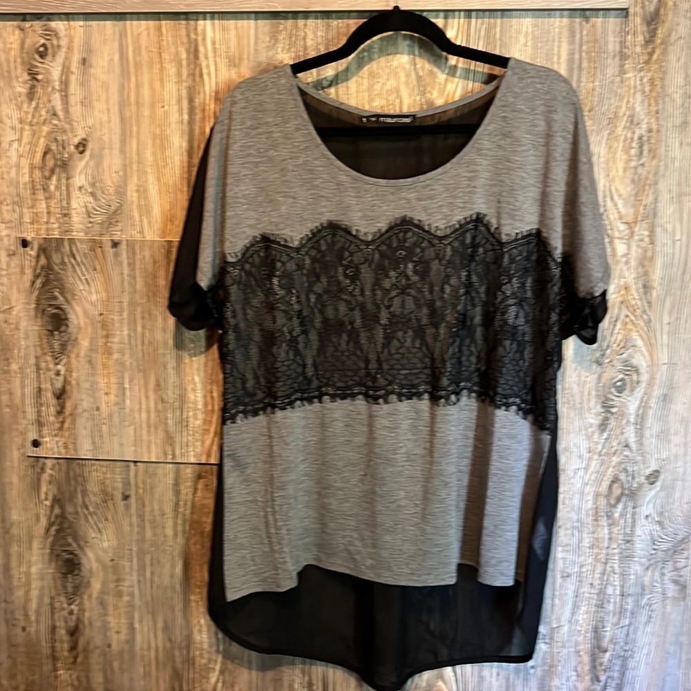 Maurices. Short sleeve blouse.